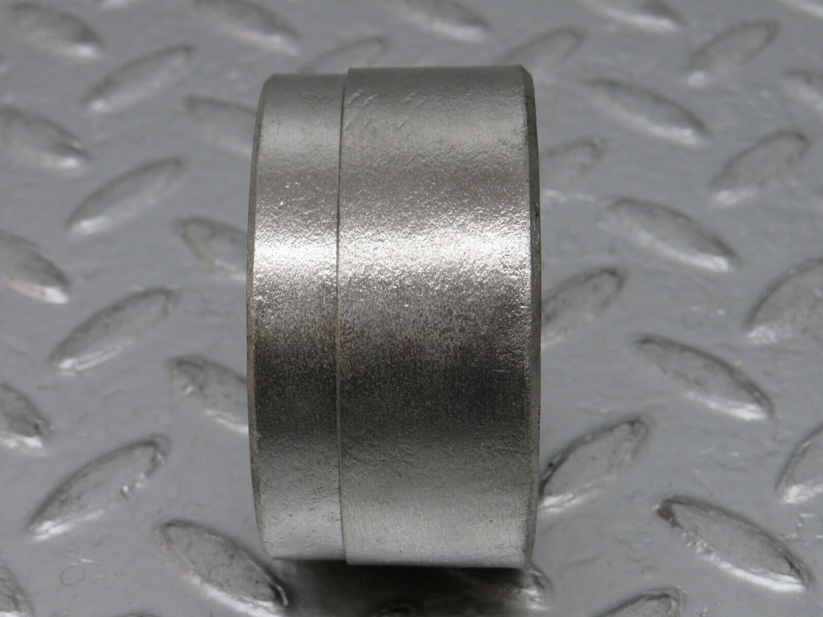 32252 Mercedes-Benz W123 220D Water Pump Spacer 1152050126