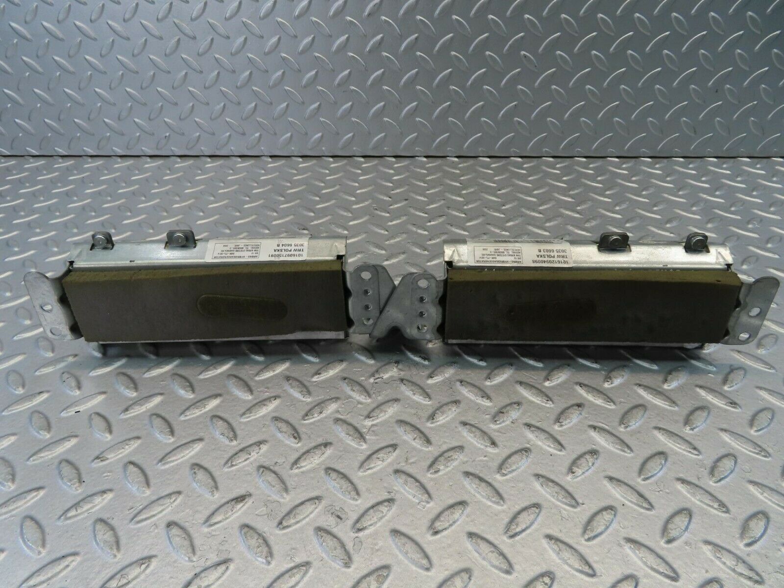 11151 Mercedes-Benz W221 S320 Rear Shoulder Airbag 2218600505/2218600605