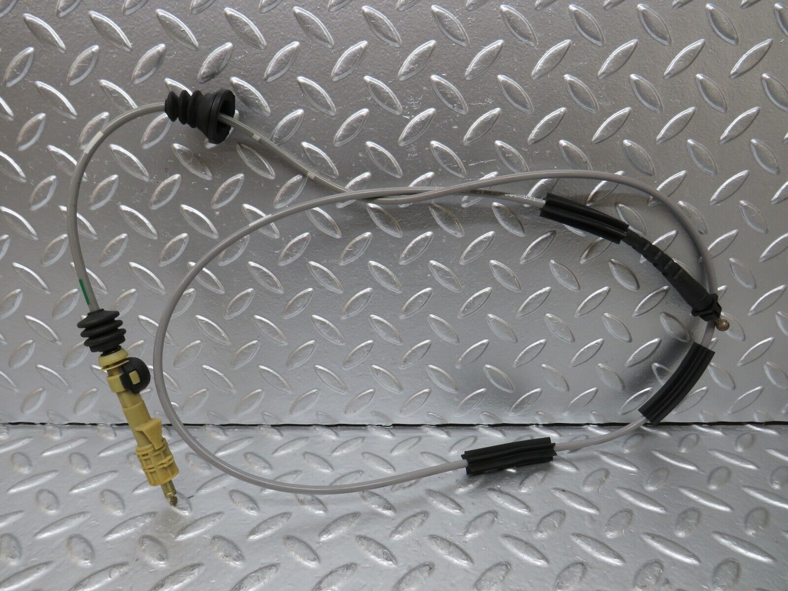 24948 Mercedes-Benz W140 S320 Brake Control Cable 1402900685