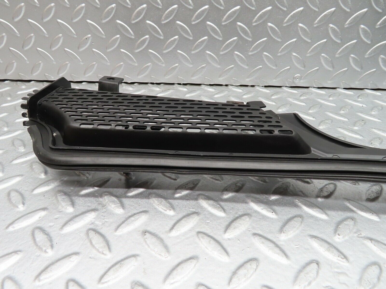 20089 Mercedes-Benz R129 300SL Coupe Windscreen Wiper Motor Cover Panel