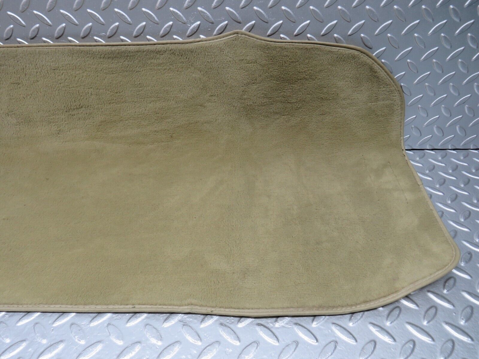 29234 Mercedes-Benz W124 230E Front Left Floor Carpet