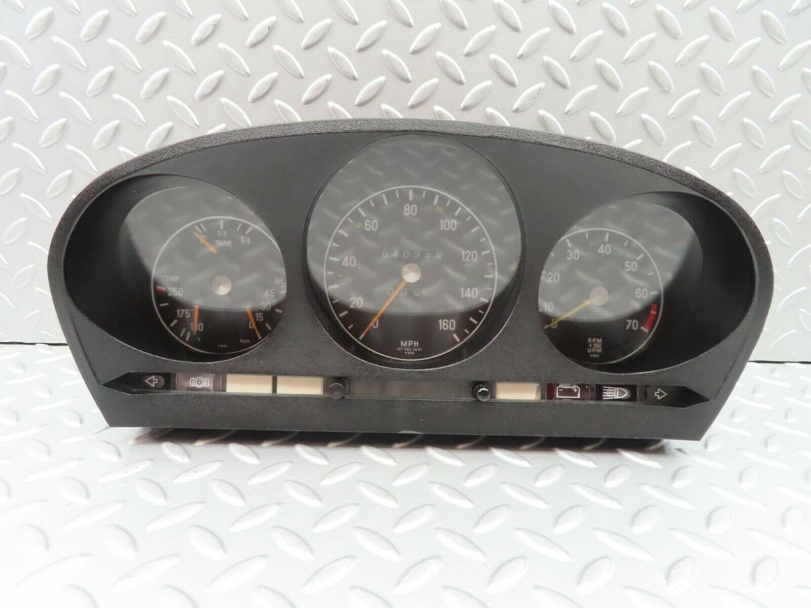 6921 Mercedes-Benz C107 350SLC Coupe Instrument Cluster 1075421001