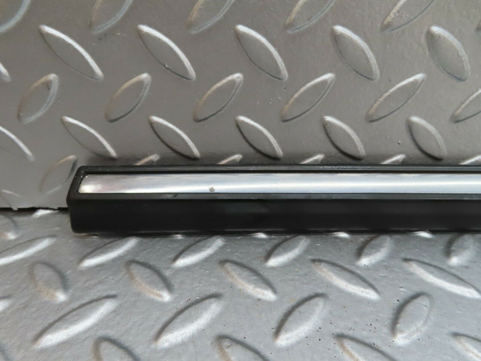 18002 Mercedes-Benz W123 200 Front Right Door Lower Trim