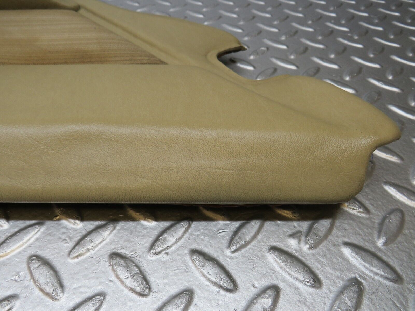 33924 Mercedes-Benz W124 260E Rear Left Door Card 1247370170