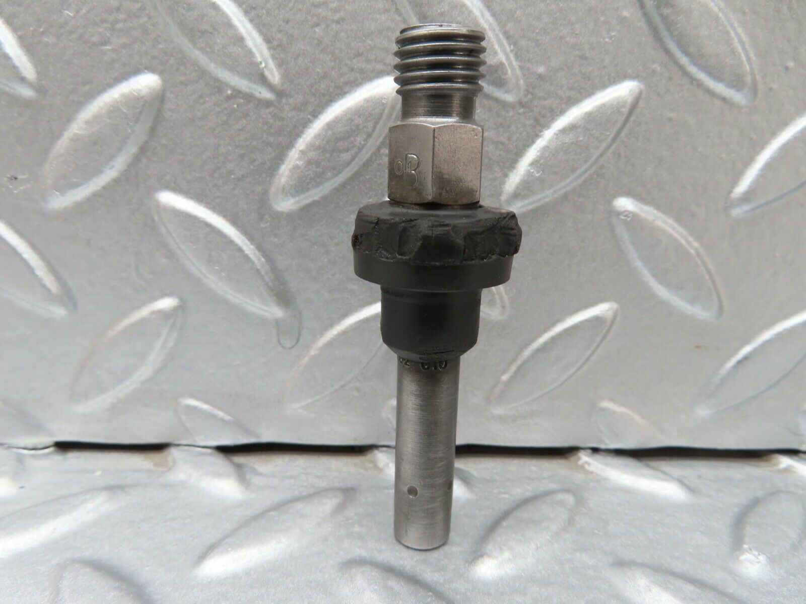 14031 Mercedes-Benz C107 280SLC Fuel Injector Bosch 0437502010