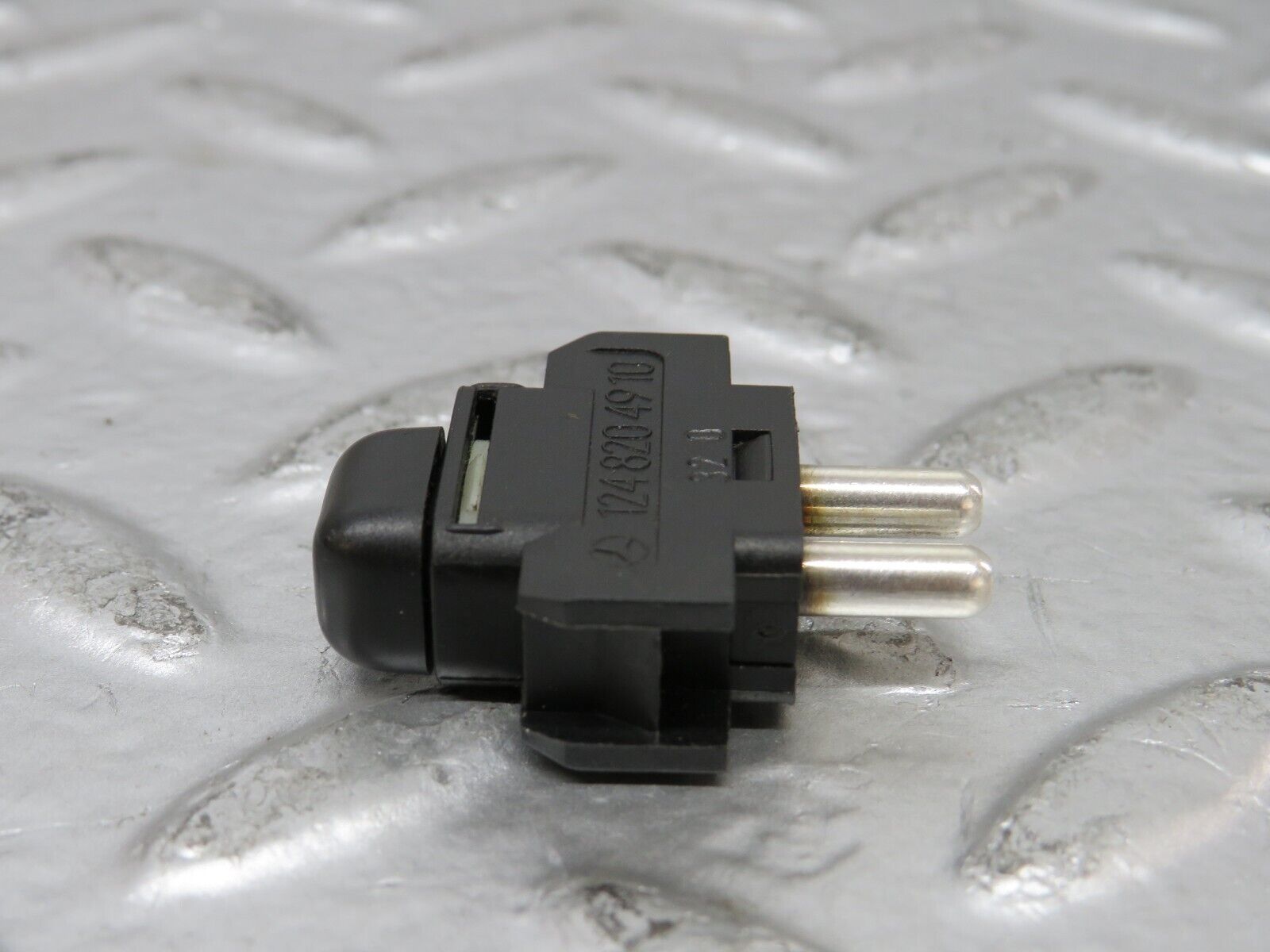 25354 Mercedes-Benz W201 190D Child Lock Control Switch1248204910