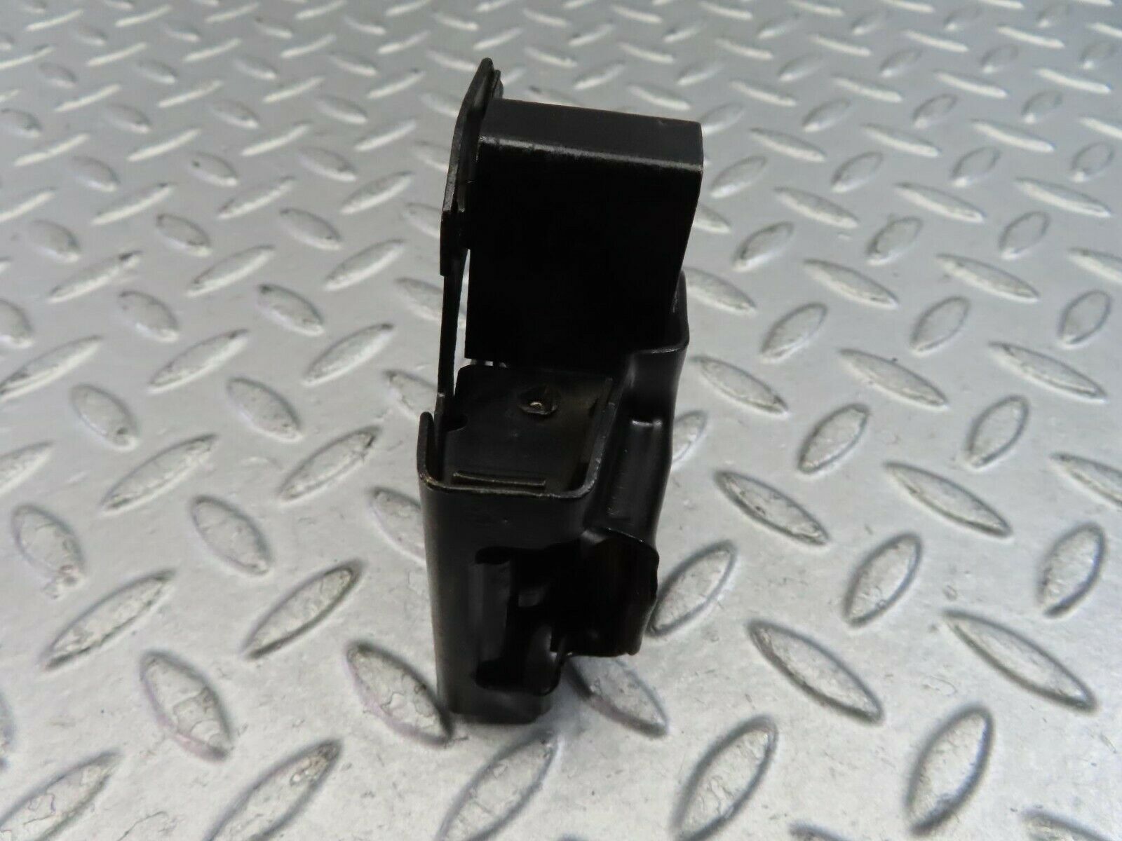 9714 Mercedes-Benz W126 Trunk Lock Latch 1267501885