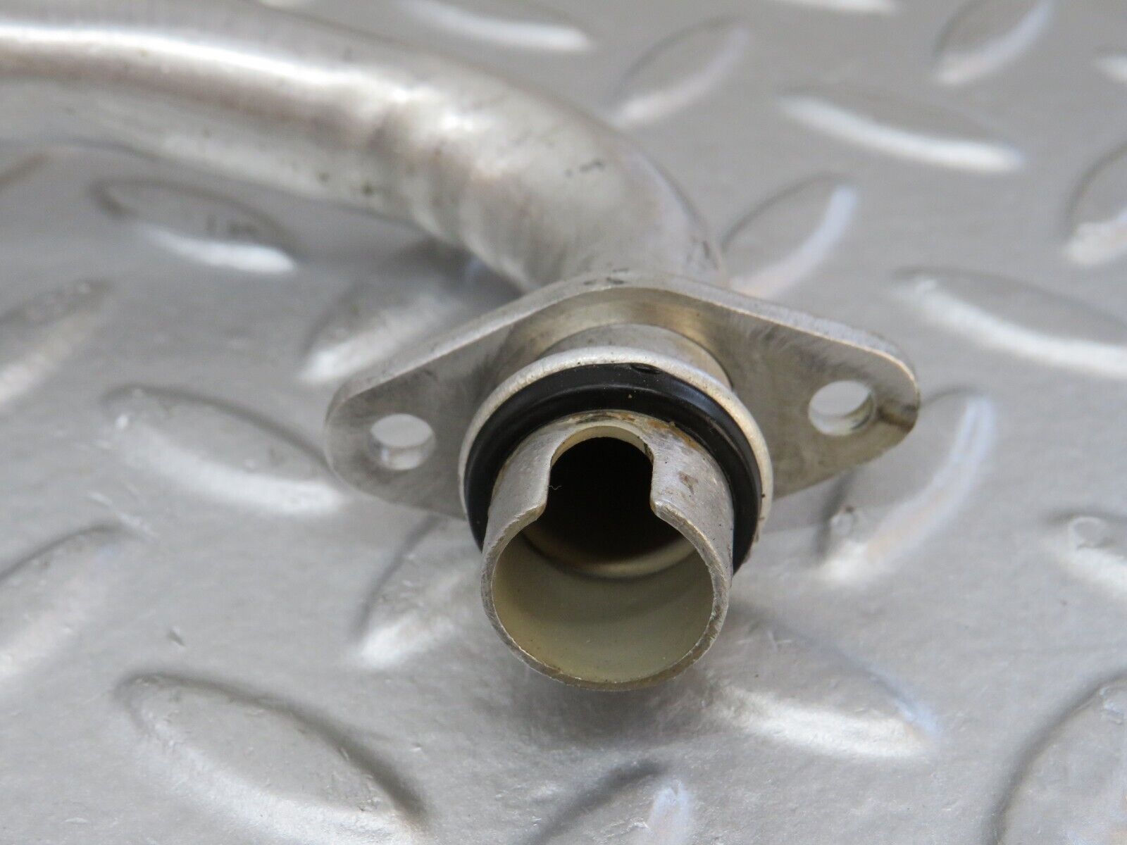 36748 Mercedes-Benz W201 190E 2.0L Heater Radiator Pipe