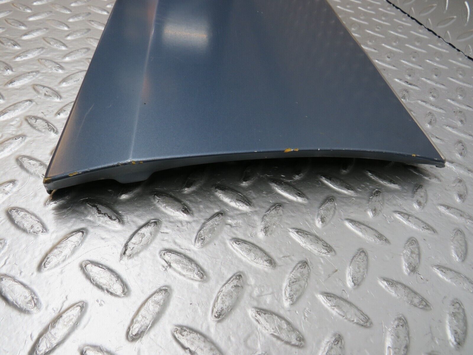 31281 Mercedes-Benz S124 220TE Wagon Front Left Door Lower Trim 1246901540