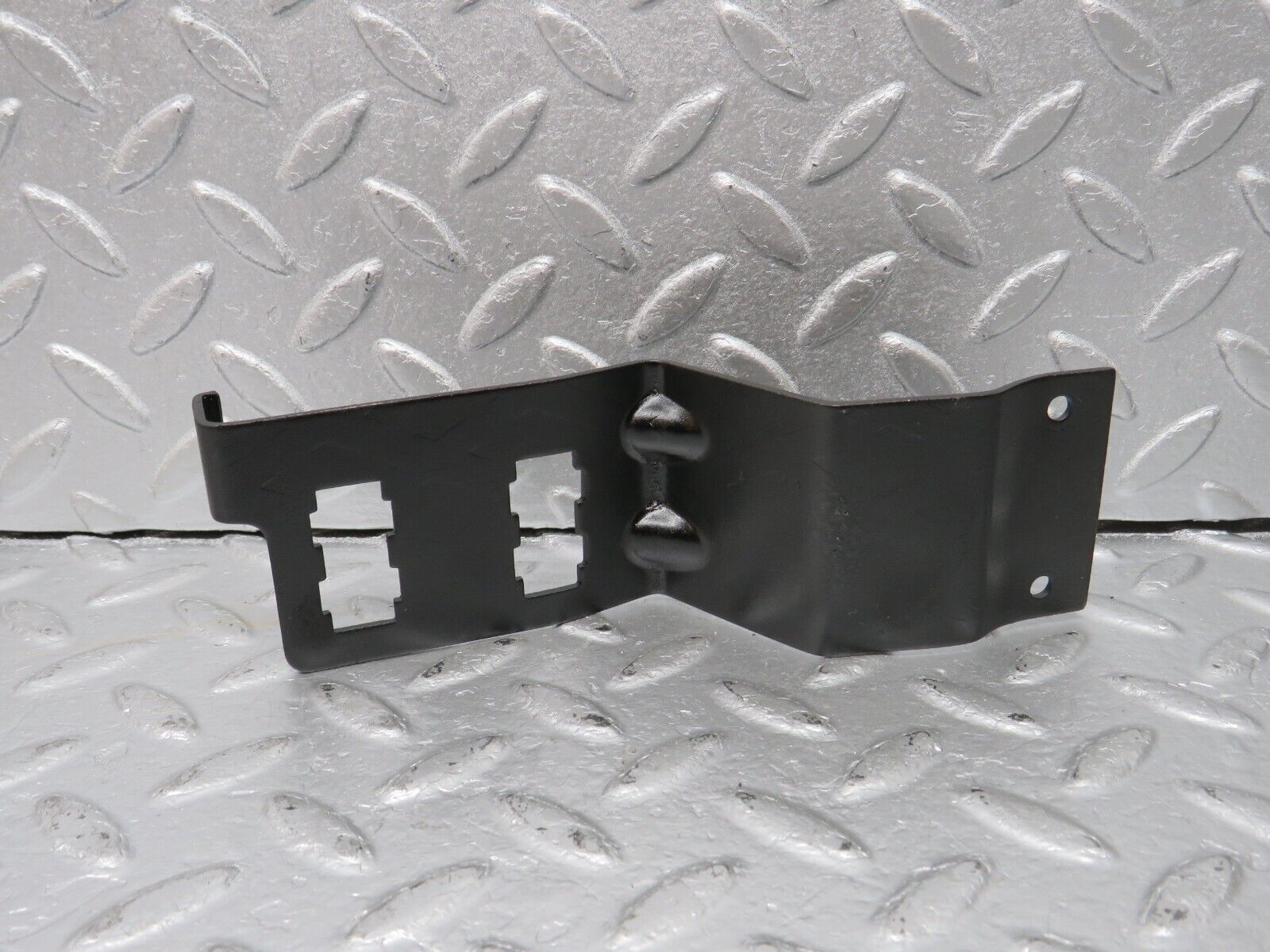 40414 Mercedes-Benz W110 230 Relay Holder Bracket