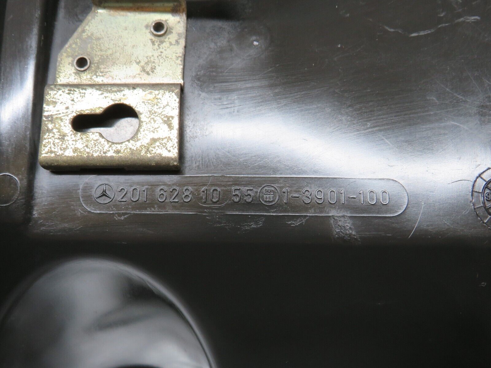 25144 Mercedes-Benz W201 190D Bulkhead Panel Left 2016281055