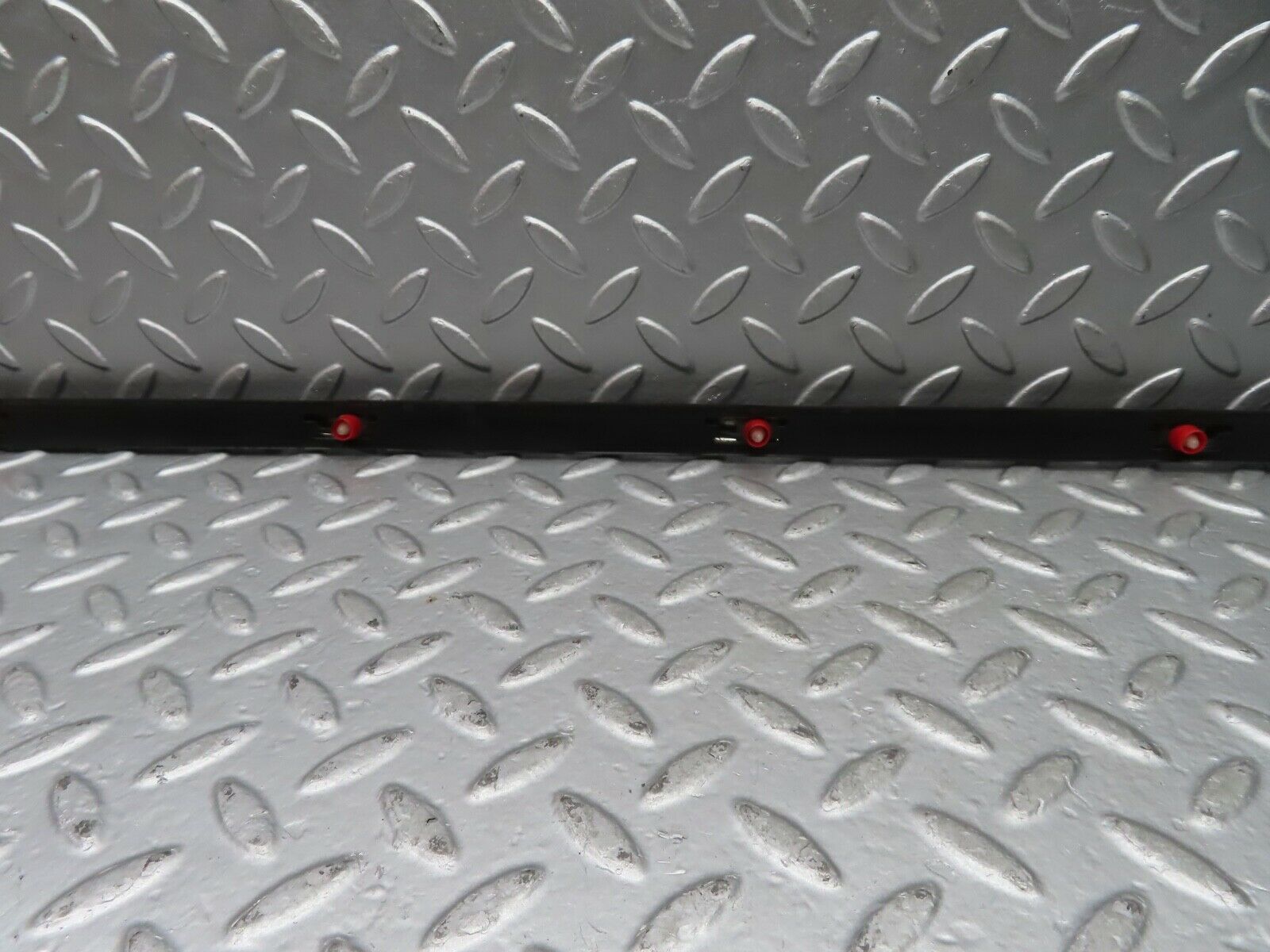 20961 Mercedes-Benz W114 250CE Coupe Rear Right Fender Wing Centre Moulding Trim