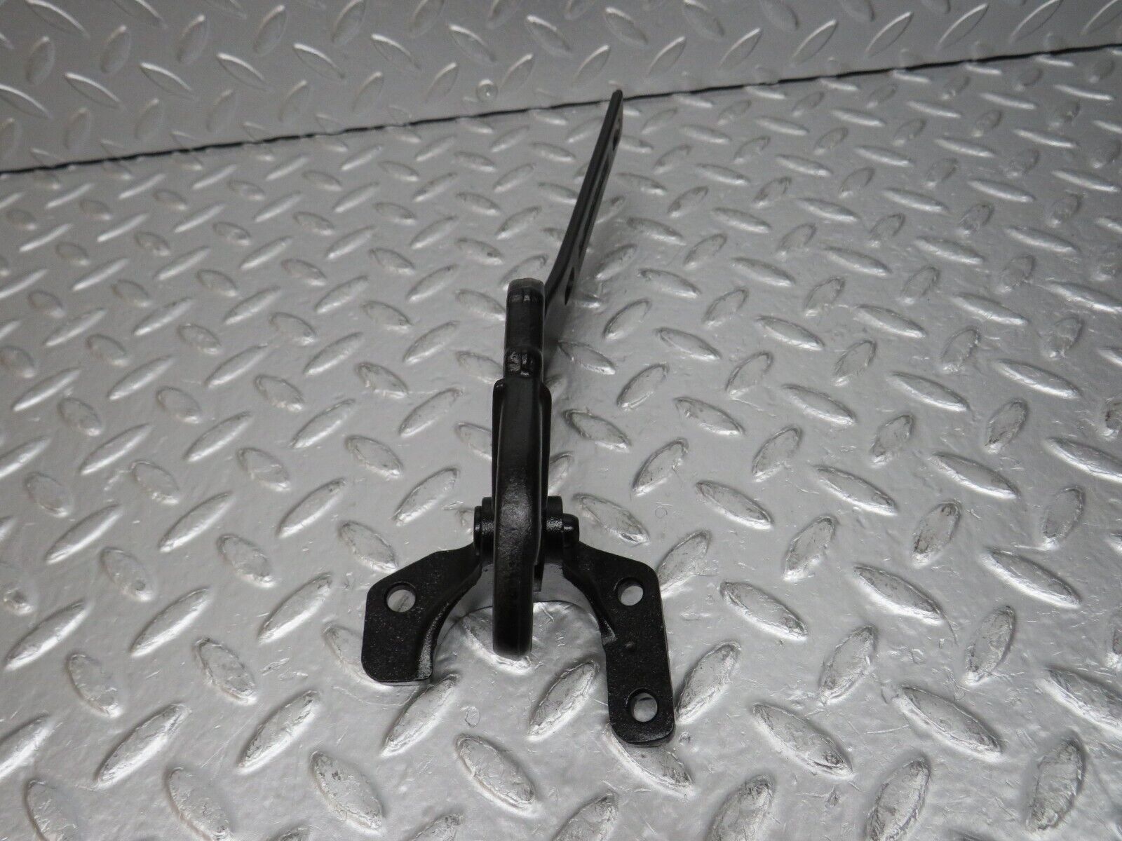 32542 Mercedes-Benz S124 300TE Trunk Lid Hinge Right 1247430451 1247430221