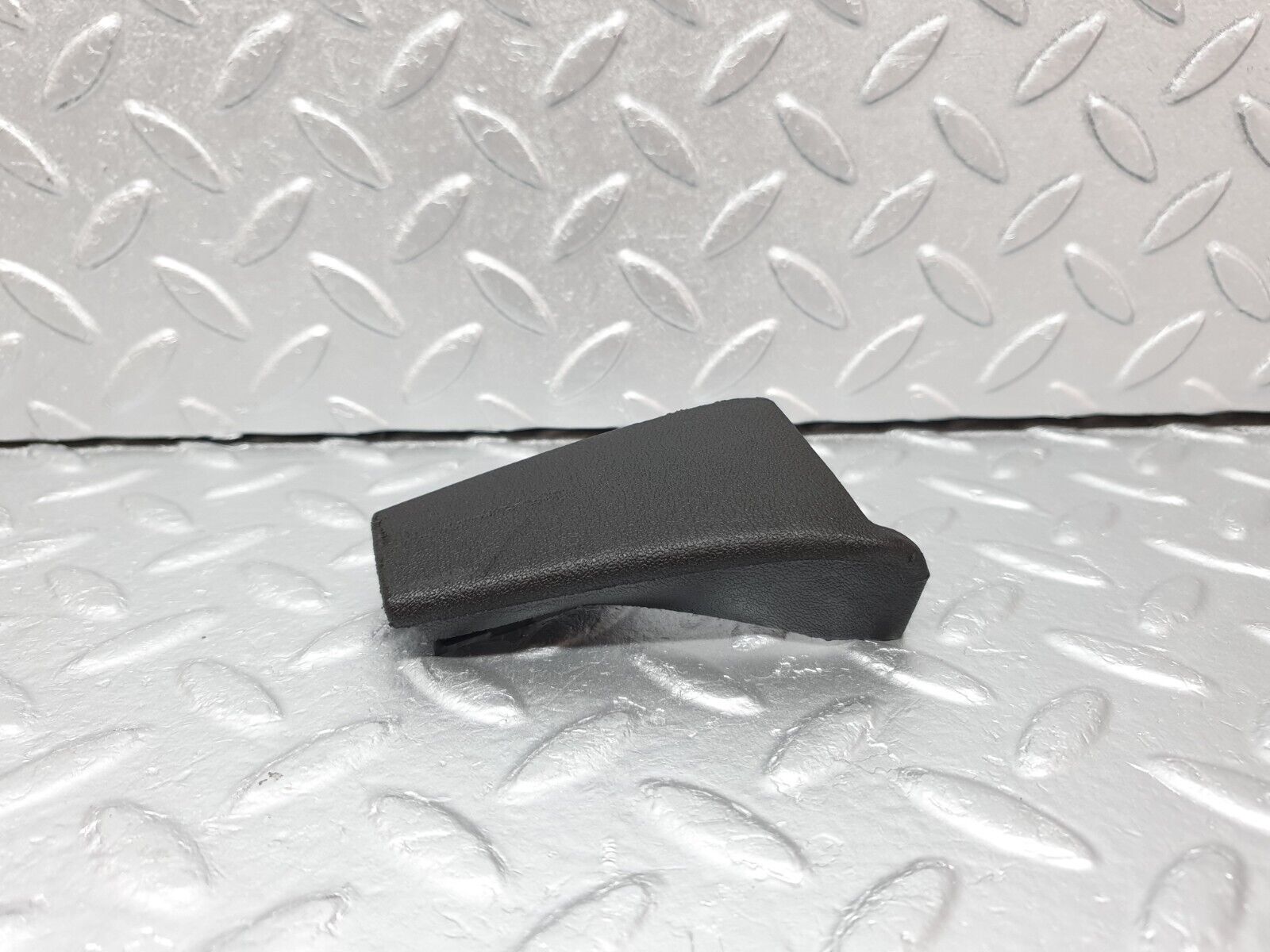 40790 Mercedes-Benz W123 300D Front Right Seat Cover Trim Black 1239193820