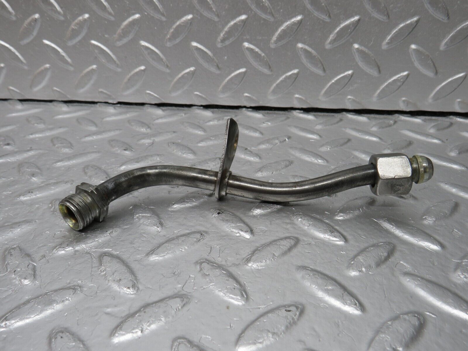 34657 Mercedes-Benz C126 380SEC Coupe Intake Manifold Brake Servo Pipe