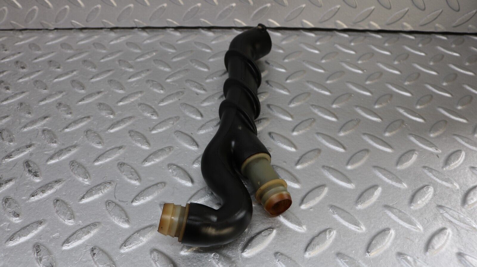 37185 Mercedes-Benz C126 420SEC Coupe Air Intake Hose Pipe 1160942782