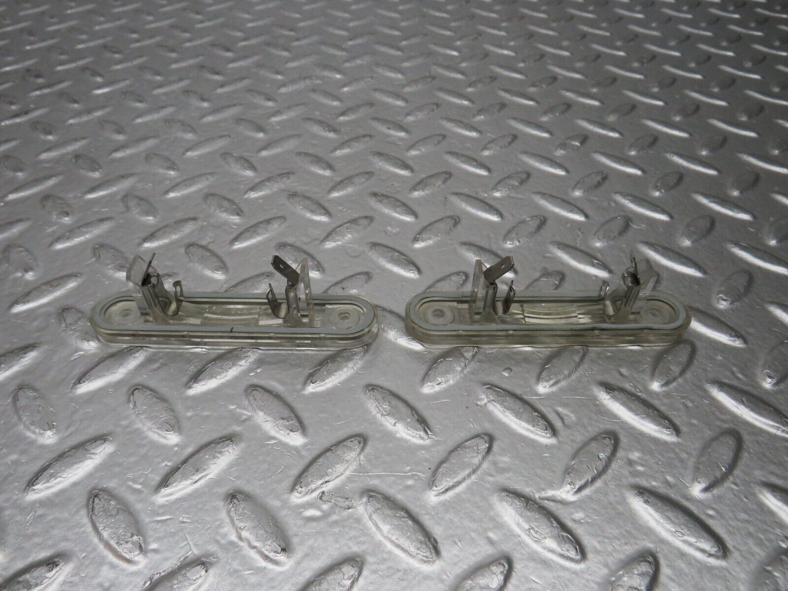 29556 Mercedes-Benz W124 230E Rear License Plate Light 1248200256