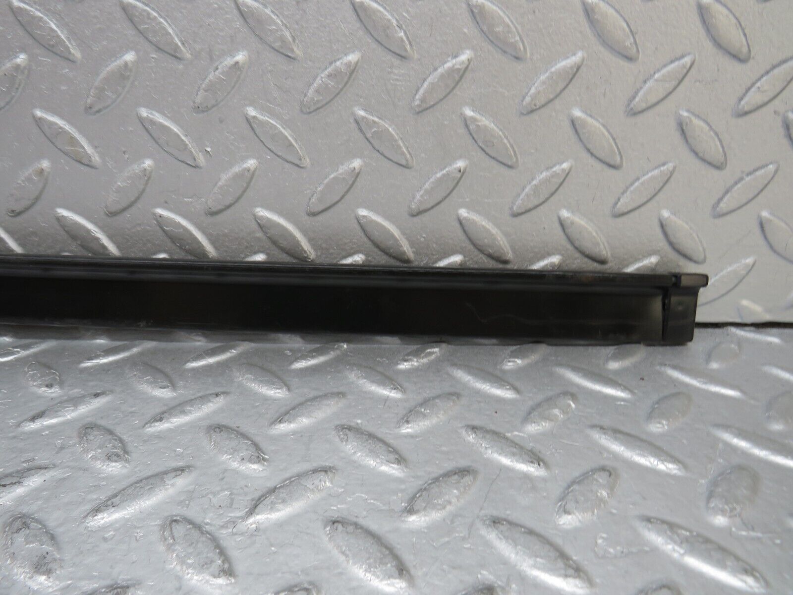 37097 Mercedes-Benz C126 420SEC Coupe Seat Belt Runner Left Side