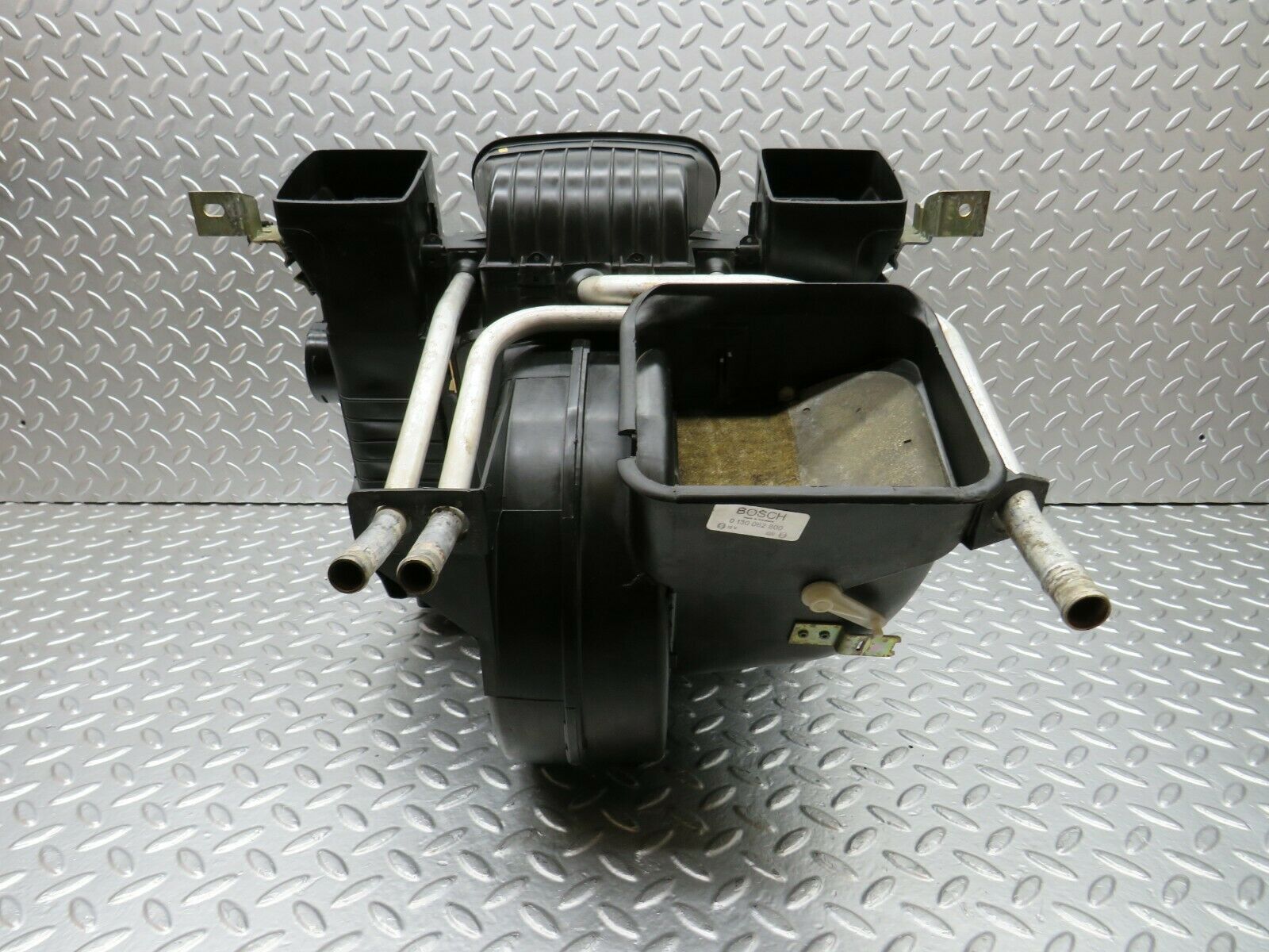 24136 Mercedes-Benz W123 280E Heater Box Blower Housing 0130062800