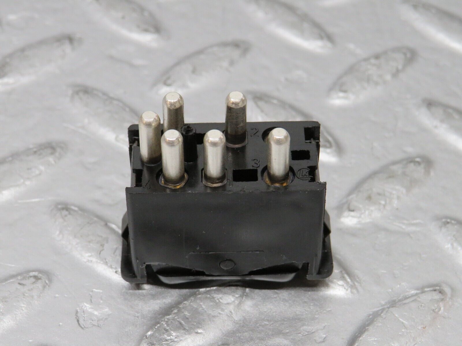 36084 Mercedes-Benz W126 420SE Electric Window Switch Left 1268206210