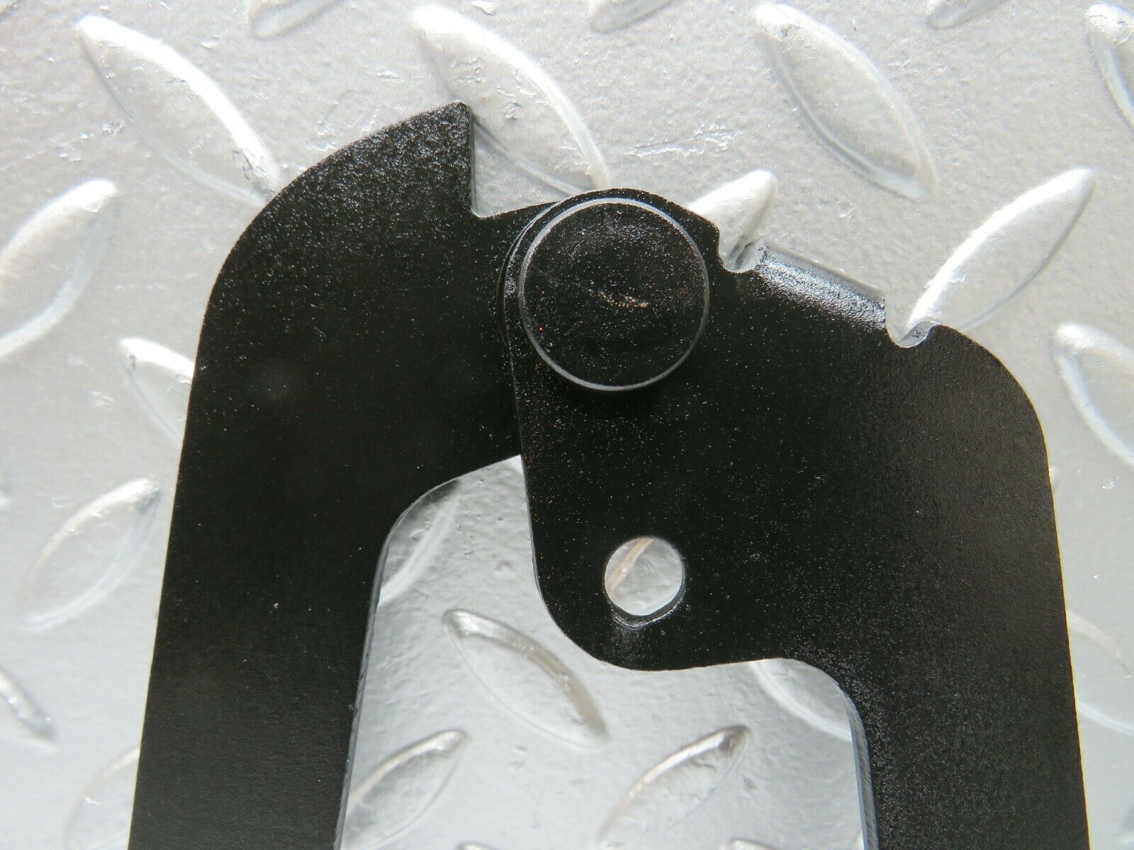 22869 Mercedes-Benz C107 450SLC Coupe Bonnet Hinge Right Side