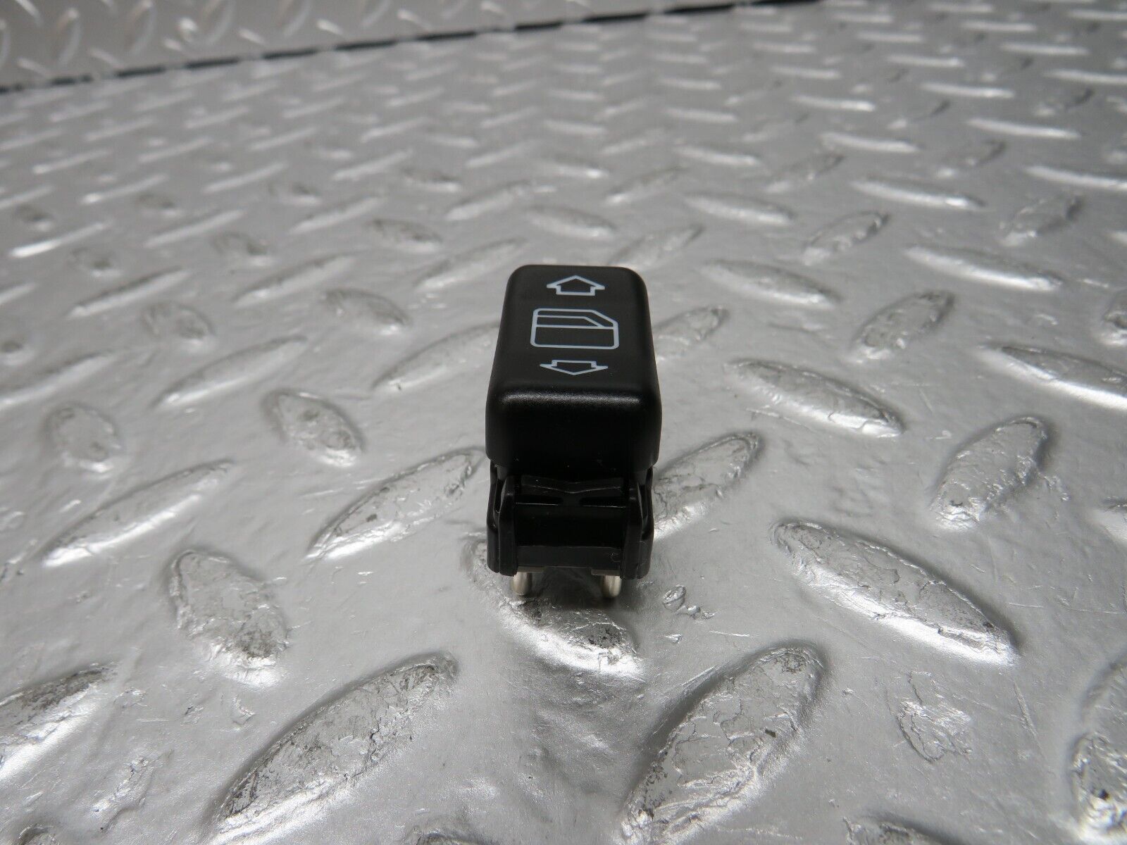 30521 Mercedes-Benz W124 230E Electric Window Switch Left Side 1248209310