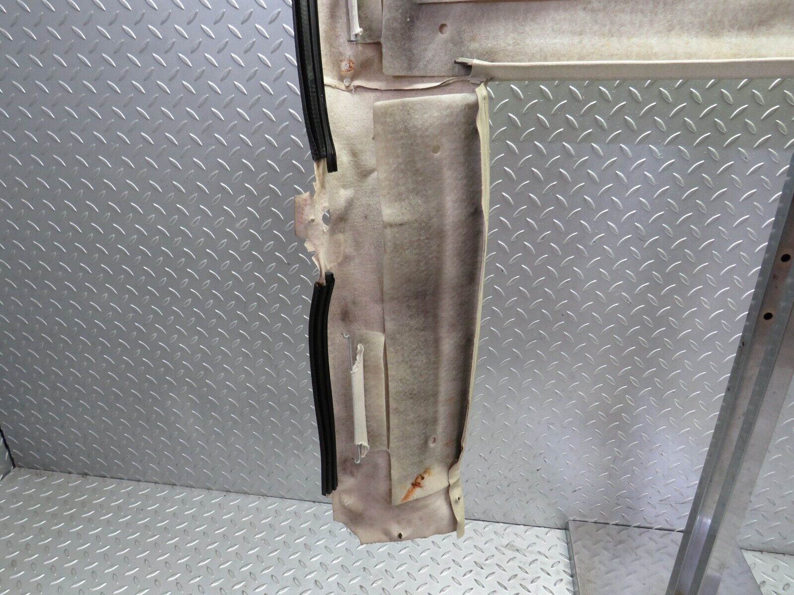 36771 Mercedes-Benz W201 190E 2.0L Roof Headlining Beige