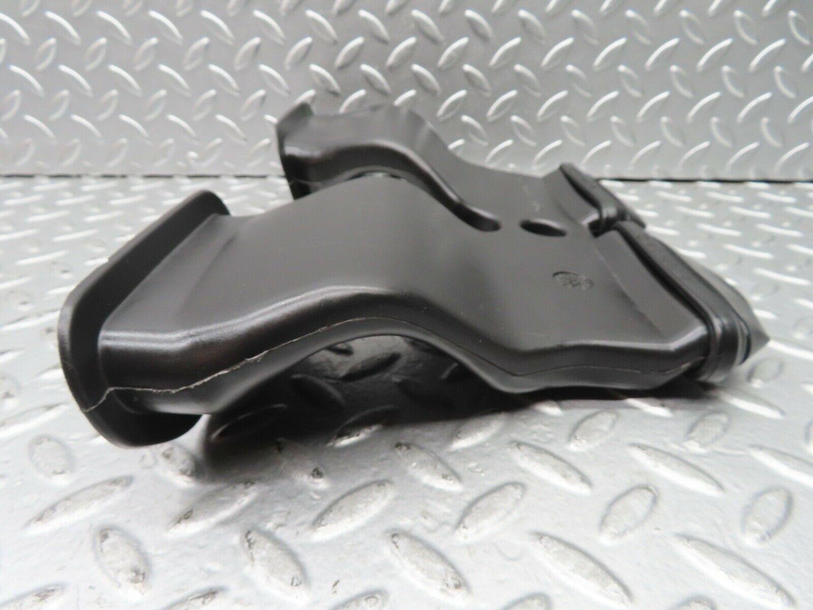 21508 Mercedes-Benz W126 300SE Dashboard Centre Air Vent With Rubber 1268310036 1269970181