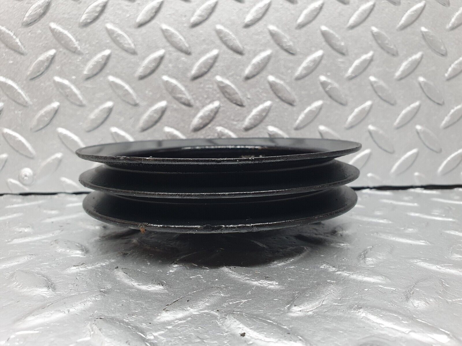 41546 Mercedes-Benz W116 350SE Power Steering Pump Pulley