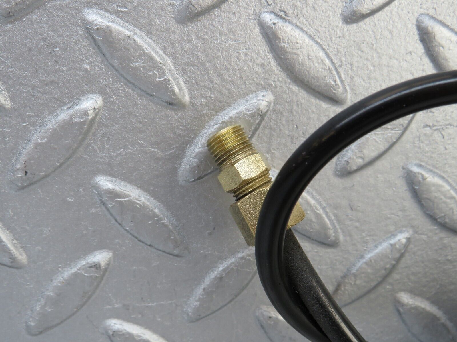 35932 Mercedes-Benz 240D OM616.912 Oil Filter Housing Lid Cover 6151840108