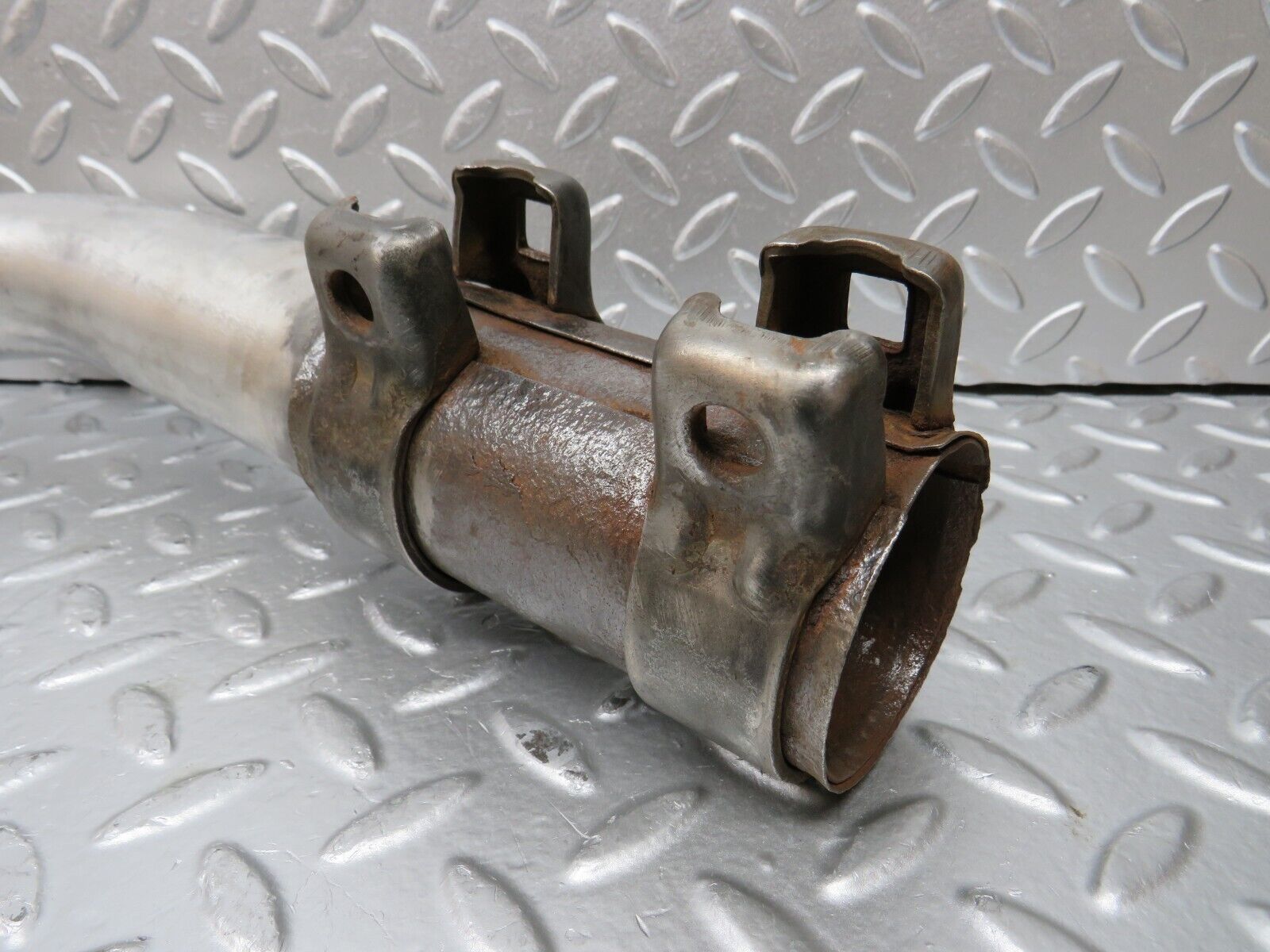 31318 Mercedes-Benz S124 220TE Wagon Exhaust Rear Silencer Pipe