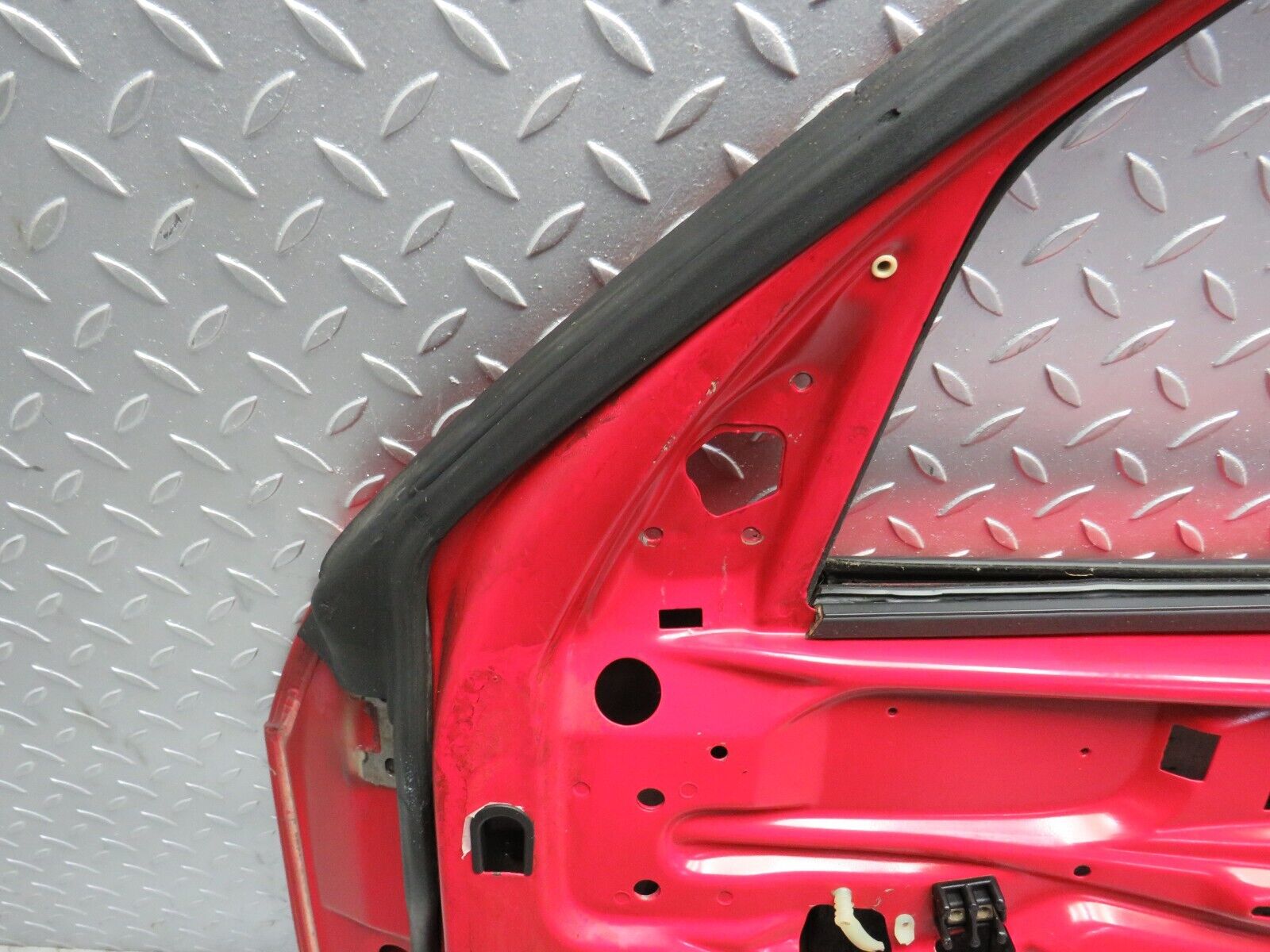 38747 Mercedes-Benz W201 190E 2.6L Front Right Door