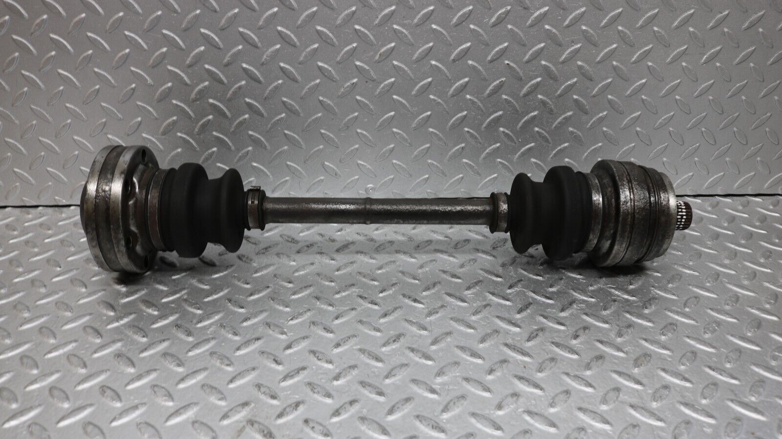 37176 Mercedes-Benz C126 420SEC Coupe Axle Shaft Drive Shaft