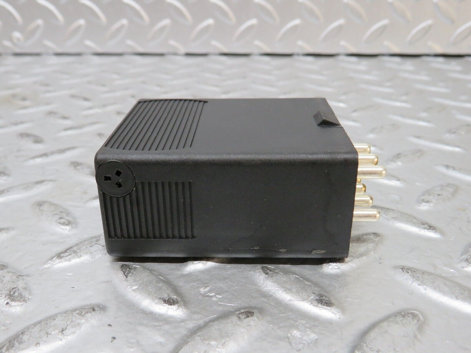 27545 Mercedes-Benz S124 300TE Wagon Idle Control Relay 0075459632