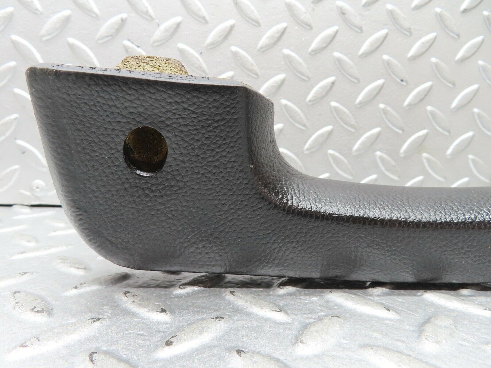 19053 Mercedes-Benz W123 300D Front Right Interior Door Handle LHD 1239701001