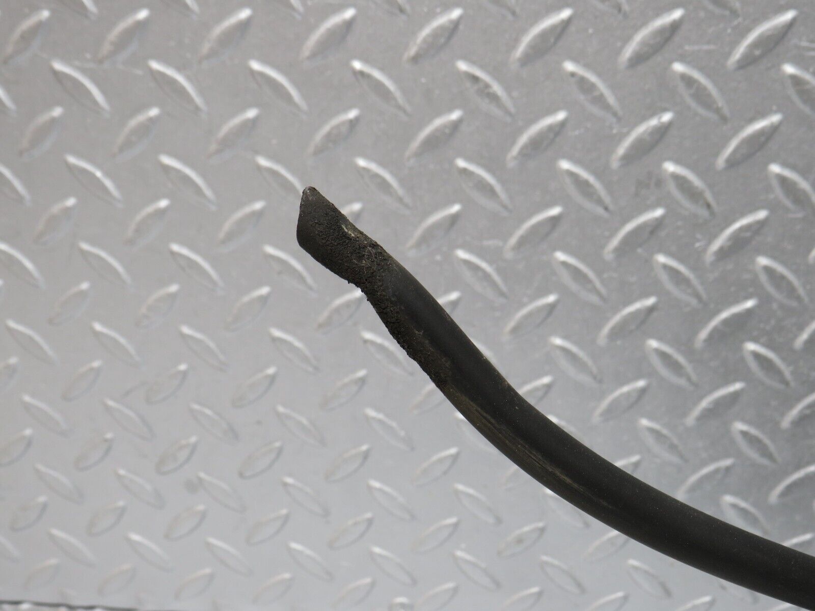 39400 Mercedes-Benz R129 320SL Coupe Roof Folding Lift Cylinder Cover L 1297700362