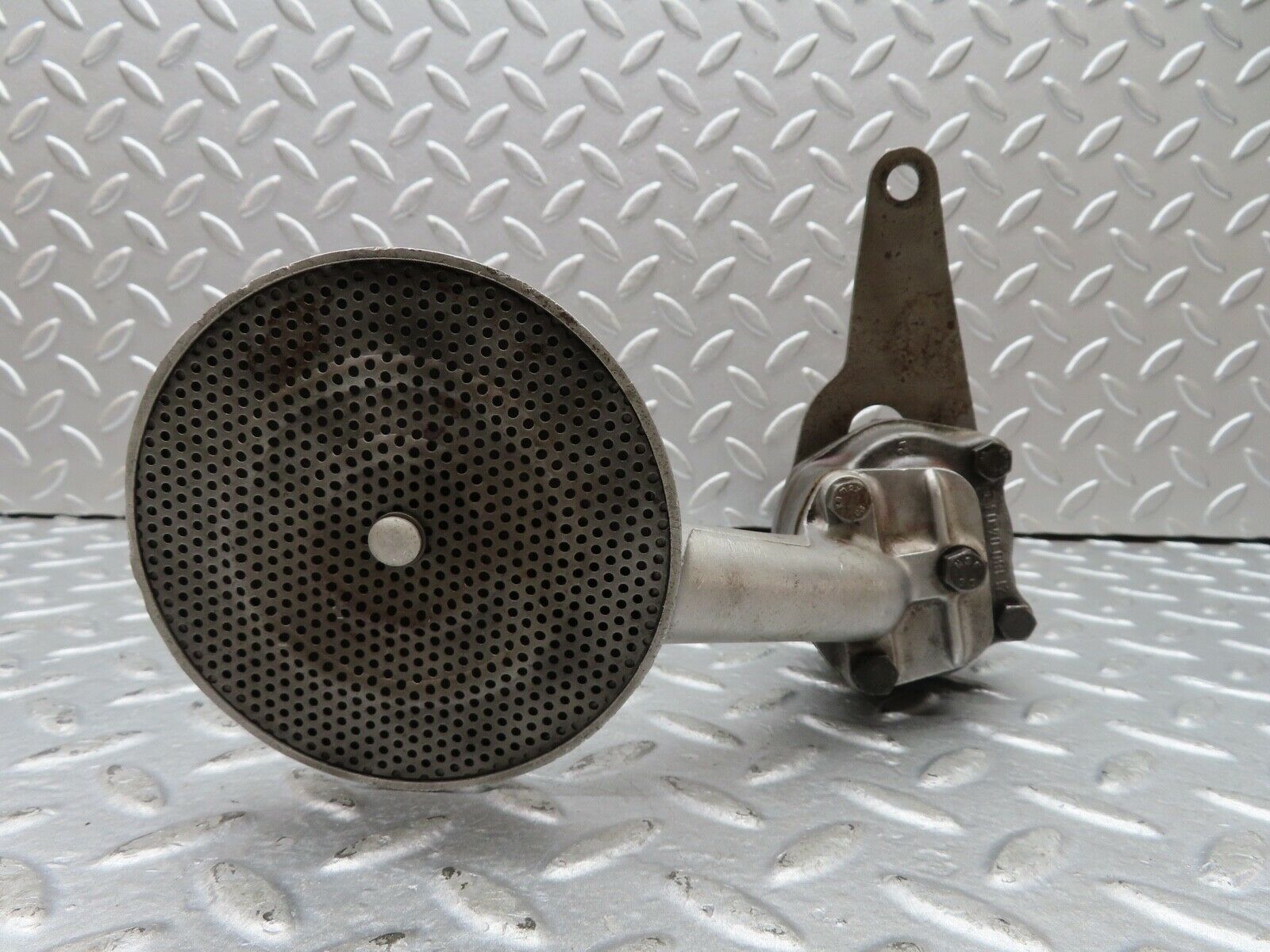 18845 Mercedes-Benz W121 190b Ponton Oil Pump 1211800403