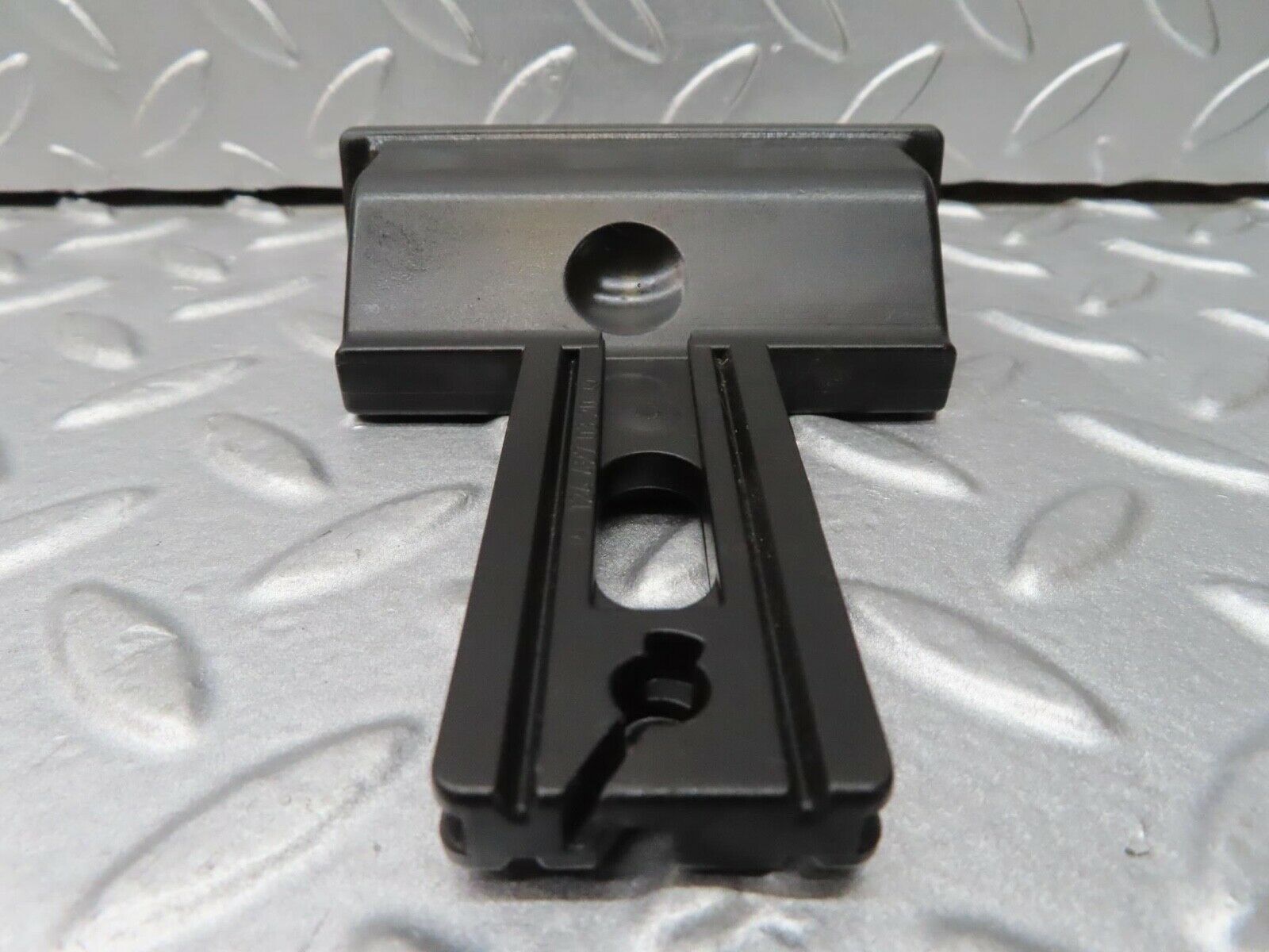 16479 Mercedes-Benz W124 260E Parking Brake Release Handle 1244270320