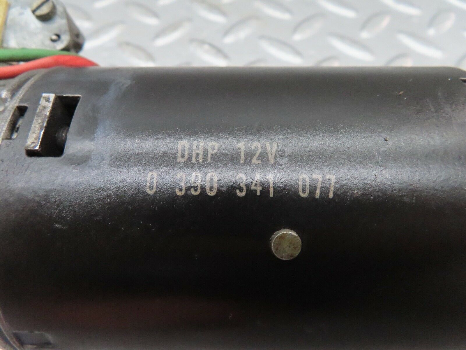 18070 Mercedes-Benz W123 200 Wiper Motor Bosch 0390341077