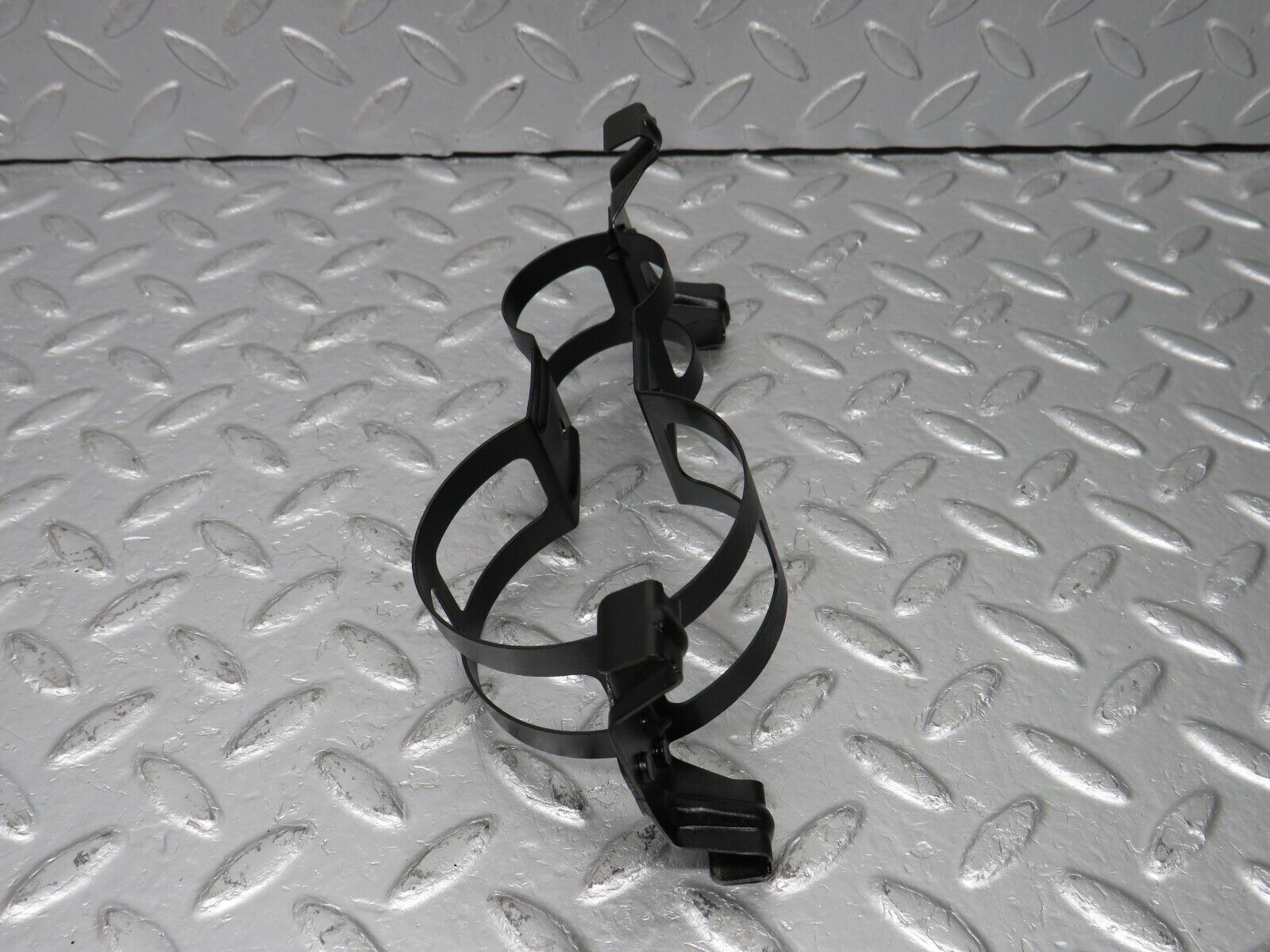 39574 Mercedes-Benz R129 320SL Coupe Fuel Pump Fuel Filter Holder Bracket