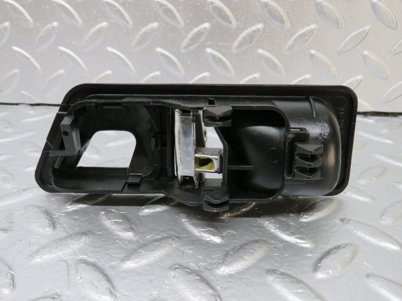 33642 Mercedes-Benz W201 190E 2.0L Right Interior Door Handle 2017660264