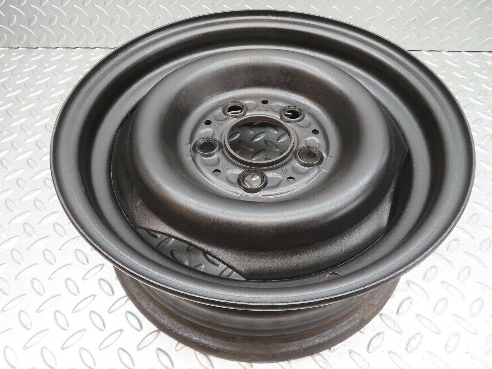 13236 Mercedes-Benz Steel Wheel 5.5Jx14H2 ET30 5x112 1234000302