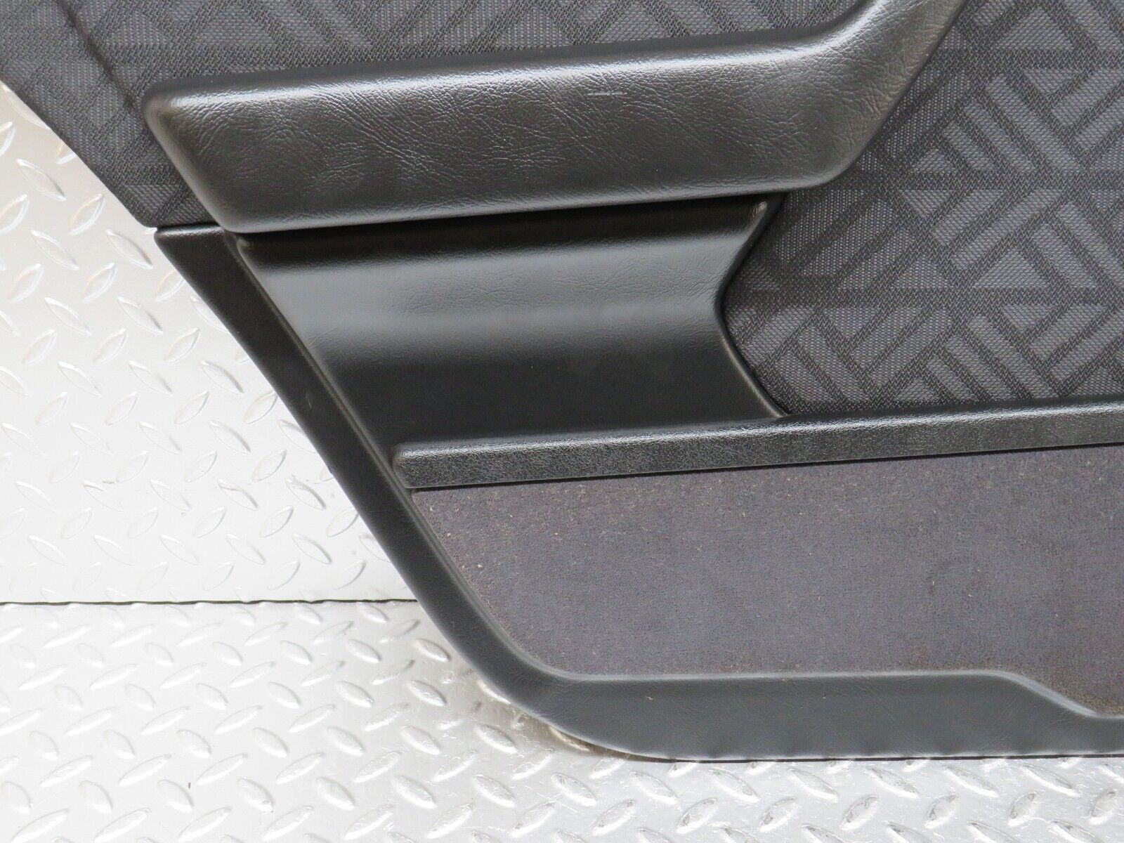 33356 Mercedes-Benz W202 C180 Rear Left Door Card 2027303770