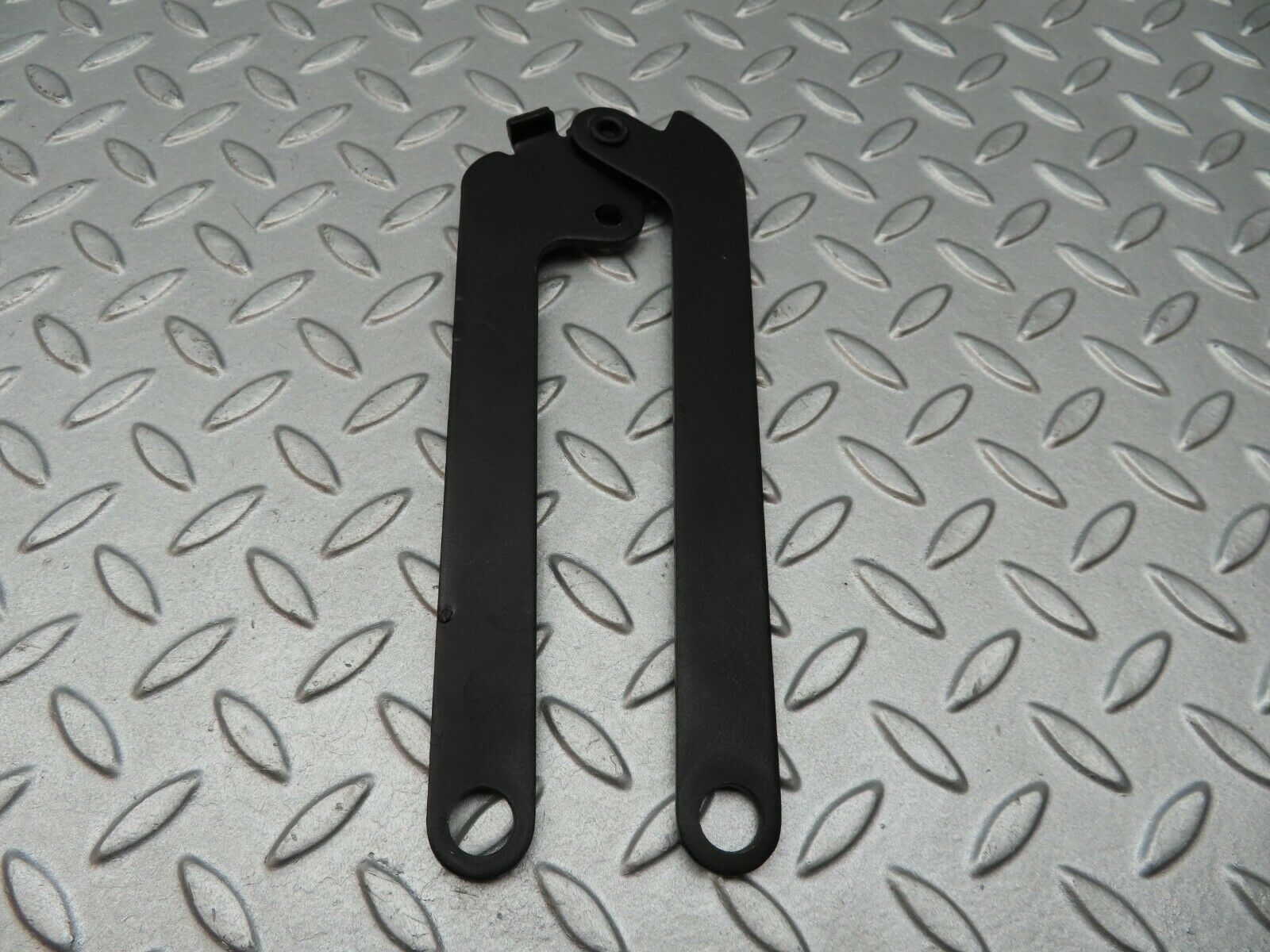 3622 Mercedes-Benz W115 220D Left Bonnet Hinge