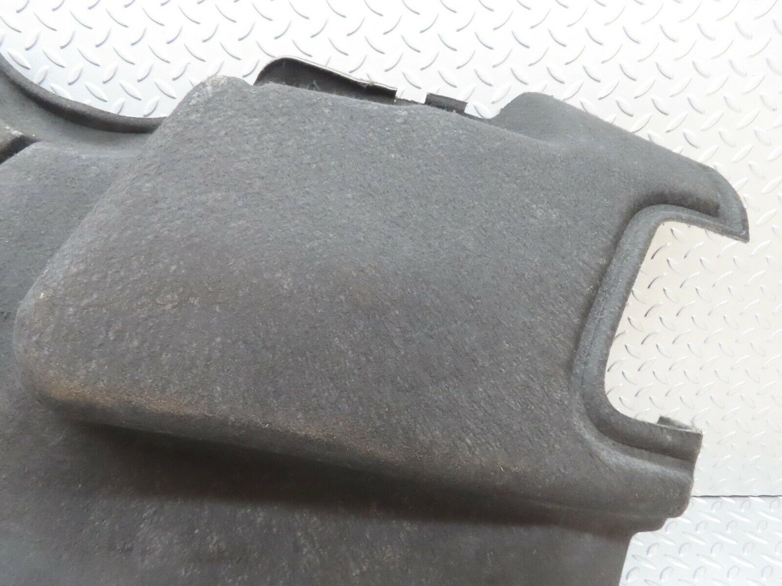 16483 Mercedes-Benz W124 260E Trunk Panel Cover Left 1246901026