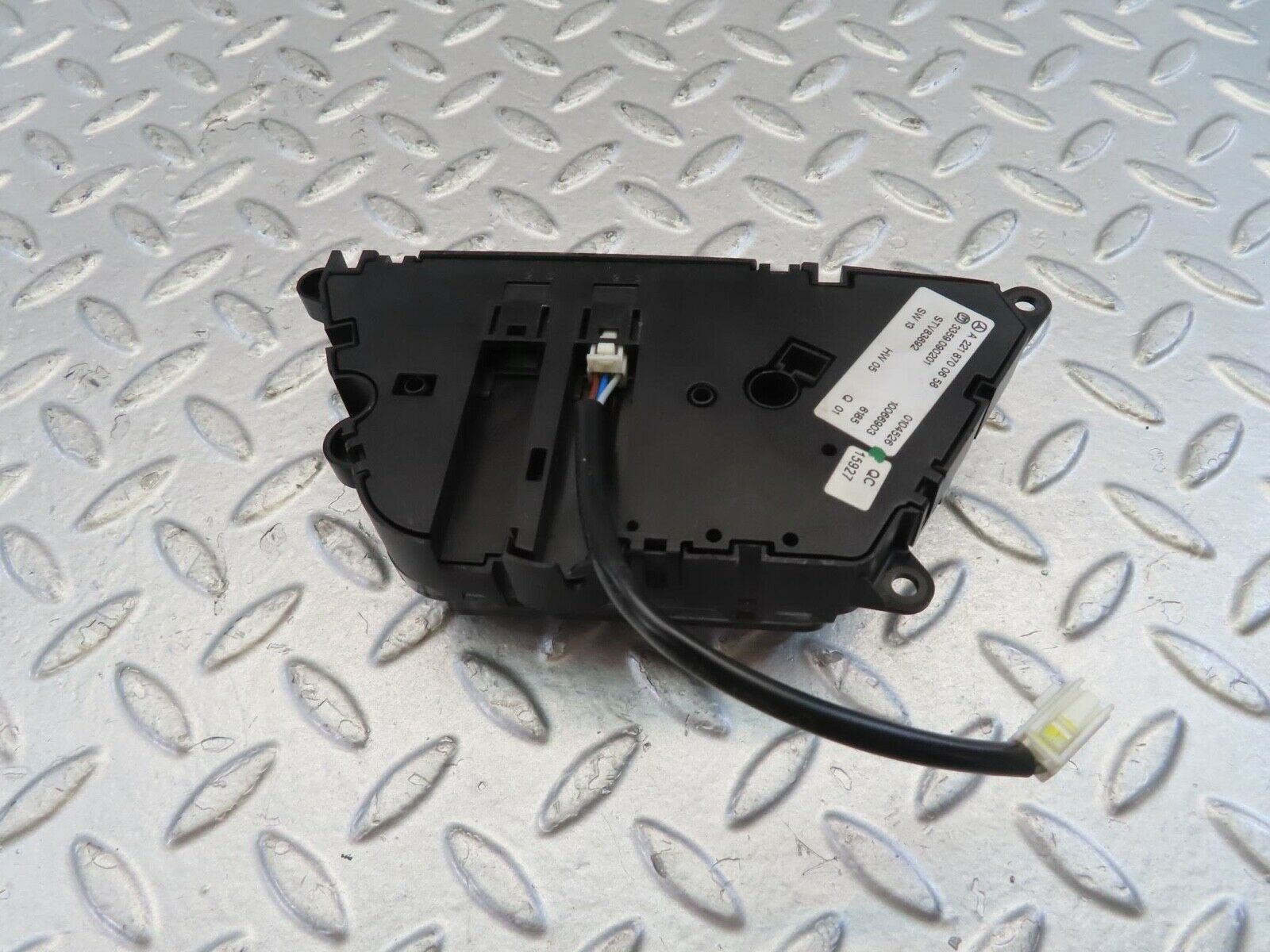 11094 Mercedes-Benz W221 S320 Front Left Seat Control With Door Unlock Switch