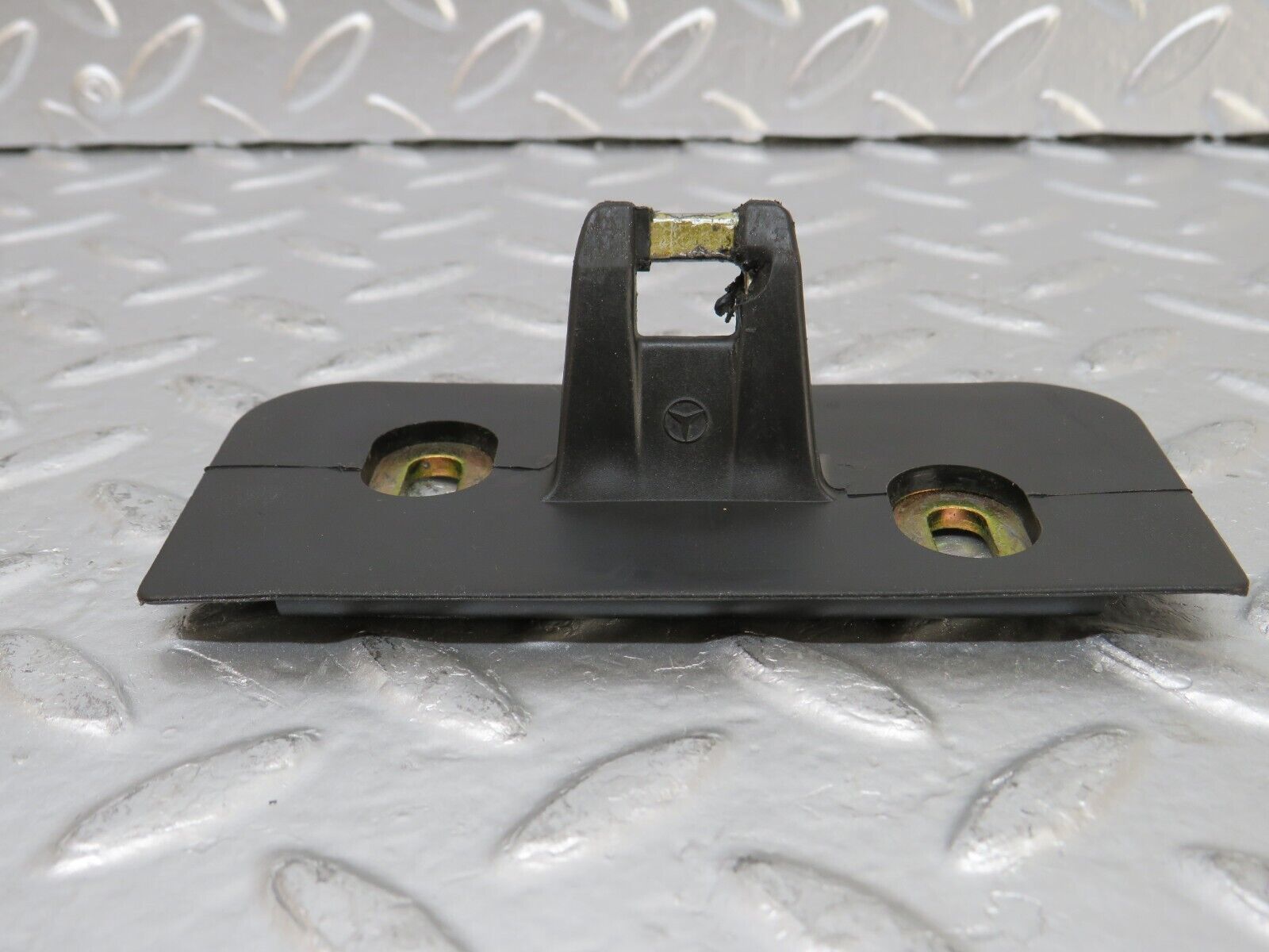 24930 Mercedes-Benz W140 S320 Trunk Lock Latch