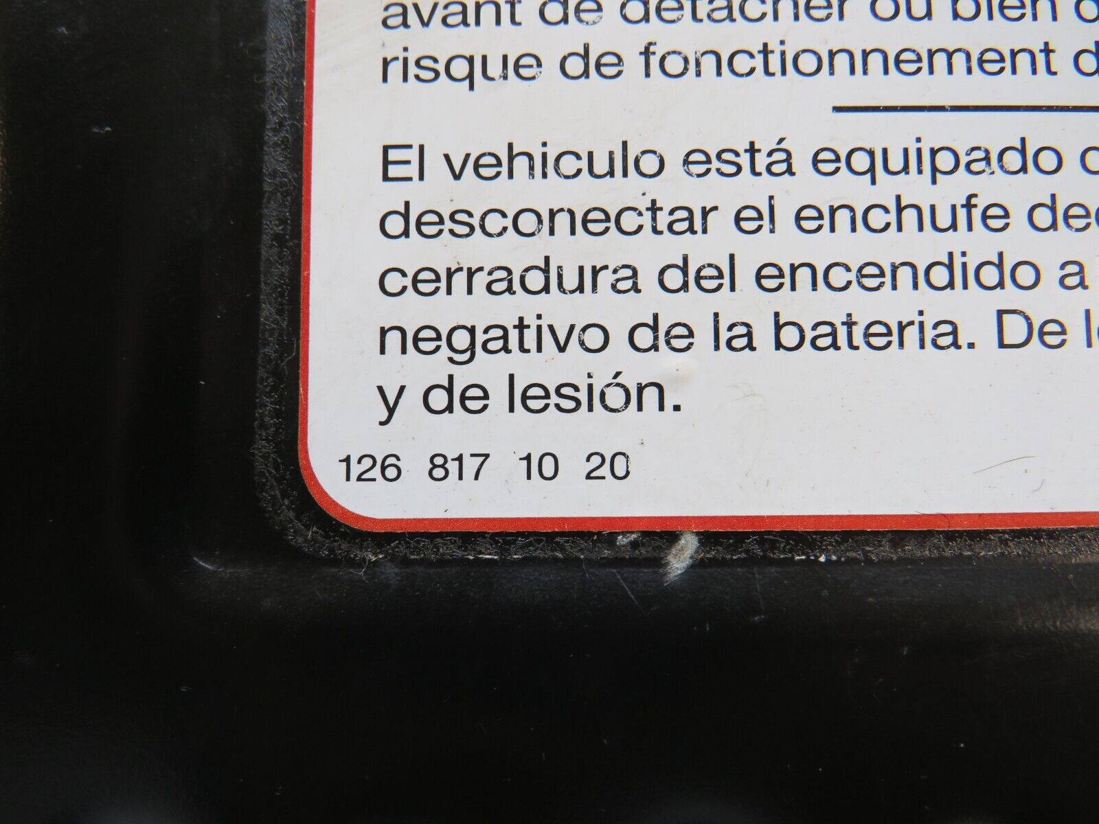 37974 Mercedes-Benz A124 320E Cabriolet Front Left Floor Cable Channel Cover 1268171020