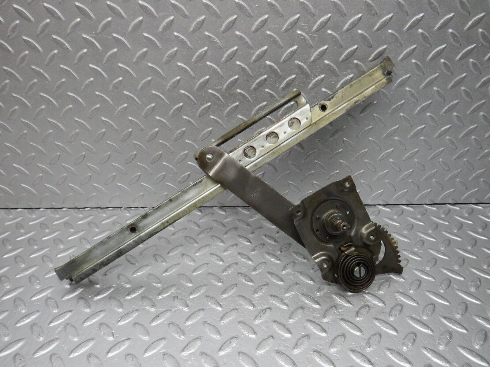 40461 Mercedes-Benz W110 230 Rear Left Door Window Regulator