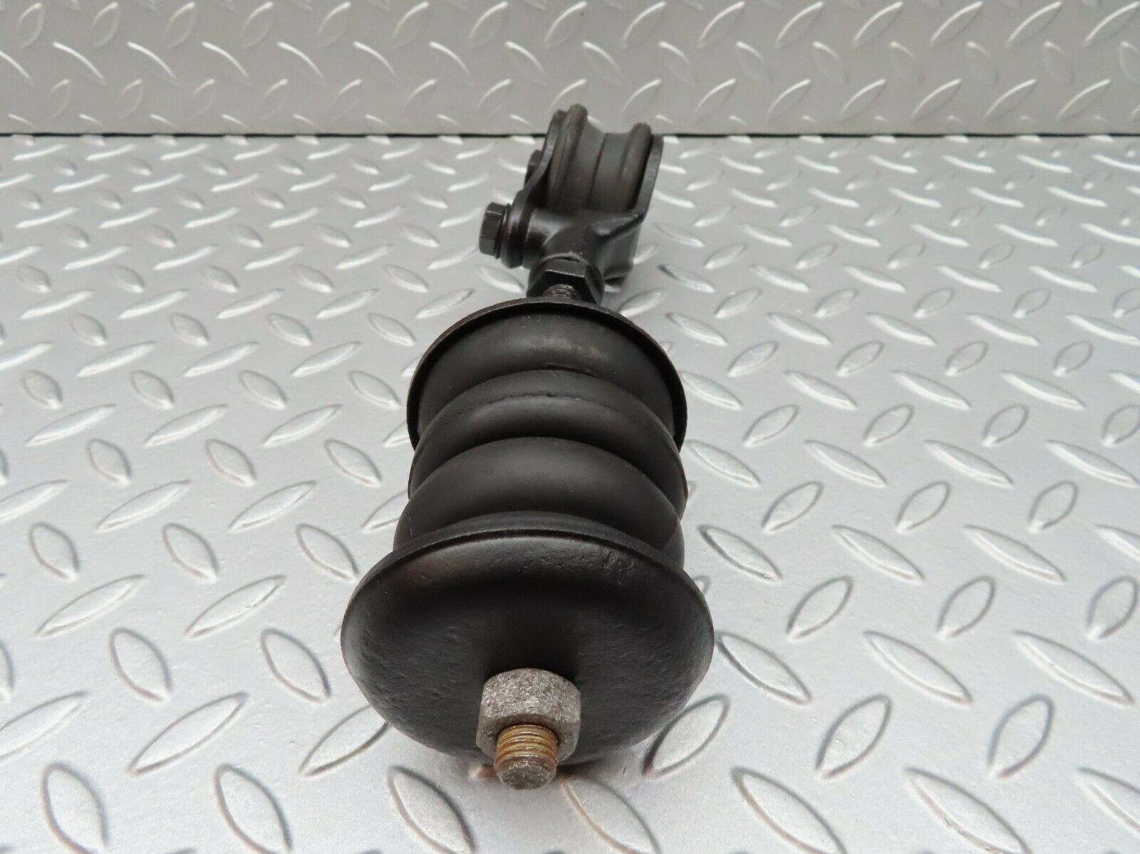 3664 Mercedes-Benz W108 280SE Strut Rear Axle Mount 1113510340